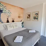 Nc30 , Privatives Deluxe Bed & Breakfast 4*