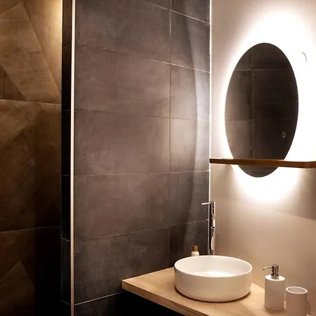 Nc30 , Privatives Deluxe فندق مبيت وإفطار 4*