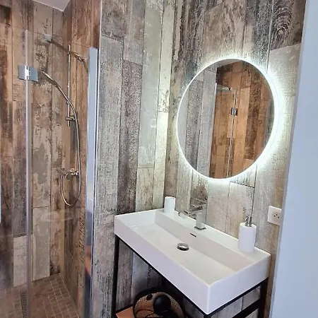 Nc30 , Privatives Deluxe 4* ラ・ロシェル