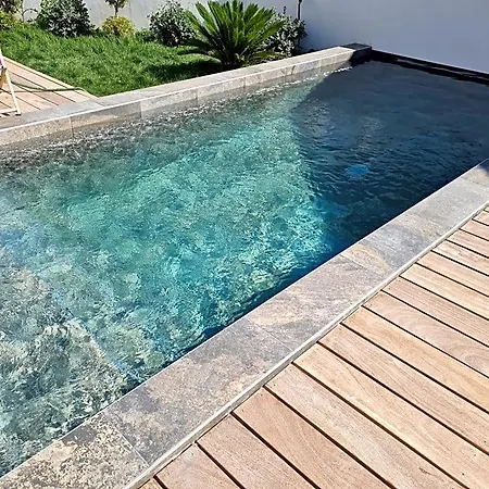 Nc30 , Privatives Deluxe فندق مبيت وإفطار 4*