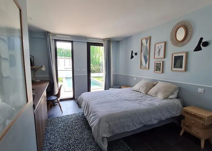 Nc30 , Privatives Deluxe Alojamento de Acomodação e Pequeno-almoço 4*