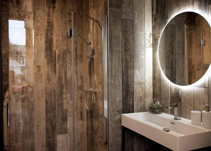 Alojamento de Acomodação e Pequeno-almoço Nc30 , Privatives Deluxe La Rochelle (Charente-Maritime)